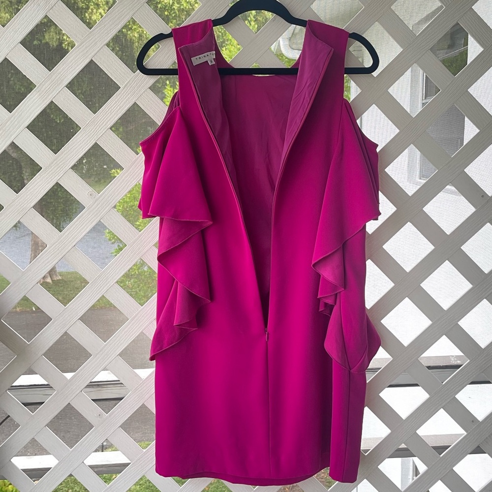 Trina Turk ‘Lambada’ Cold-Shoulder Sheath Dress - Picture 5 of 11